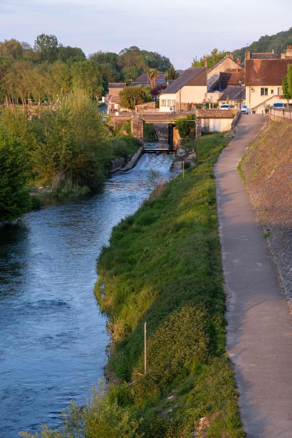 " Le Cher Passant " Savonnieres Exterior photo